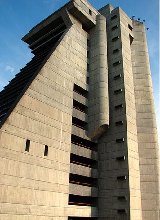 Archillect ID 387872