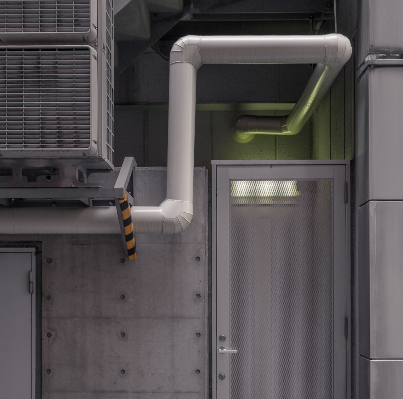 Archillect ID 387924