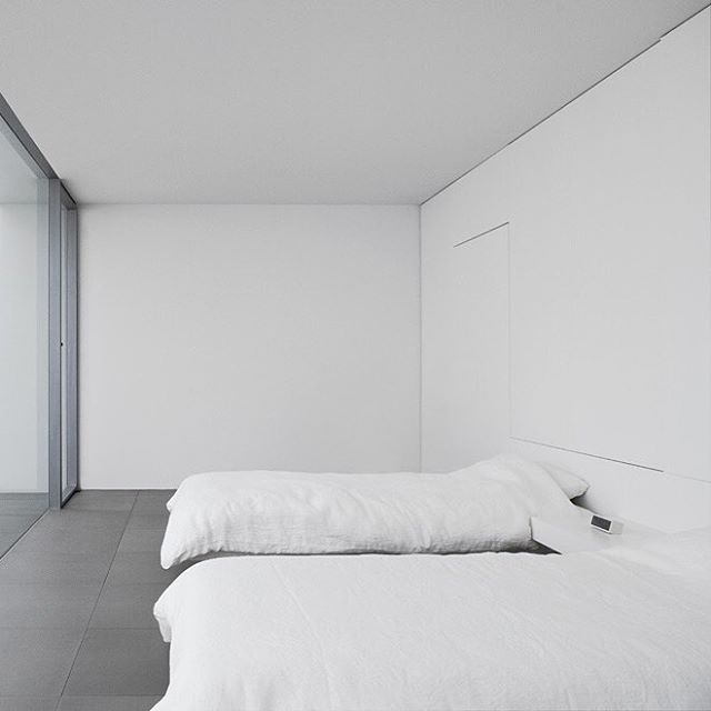 Archillect ID 387982