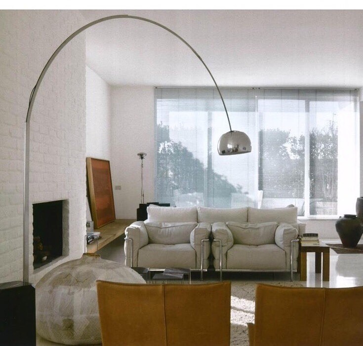 Archillect ID 388245