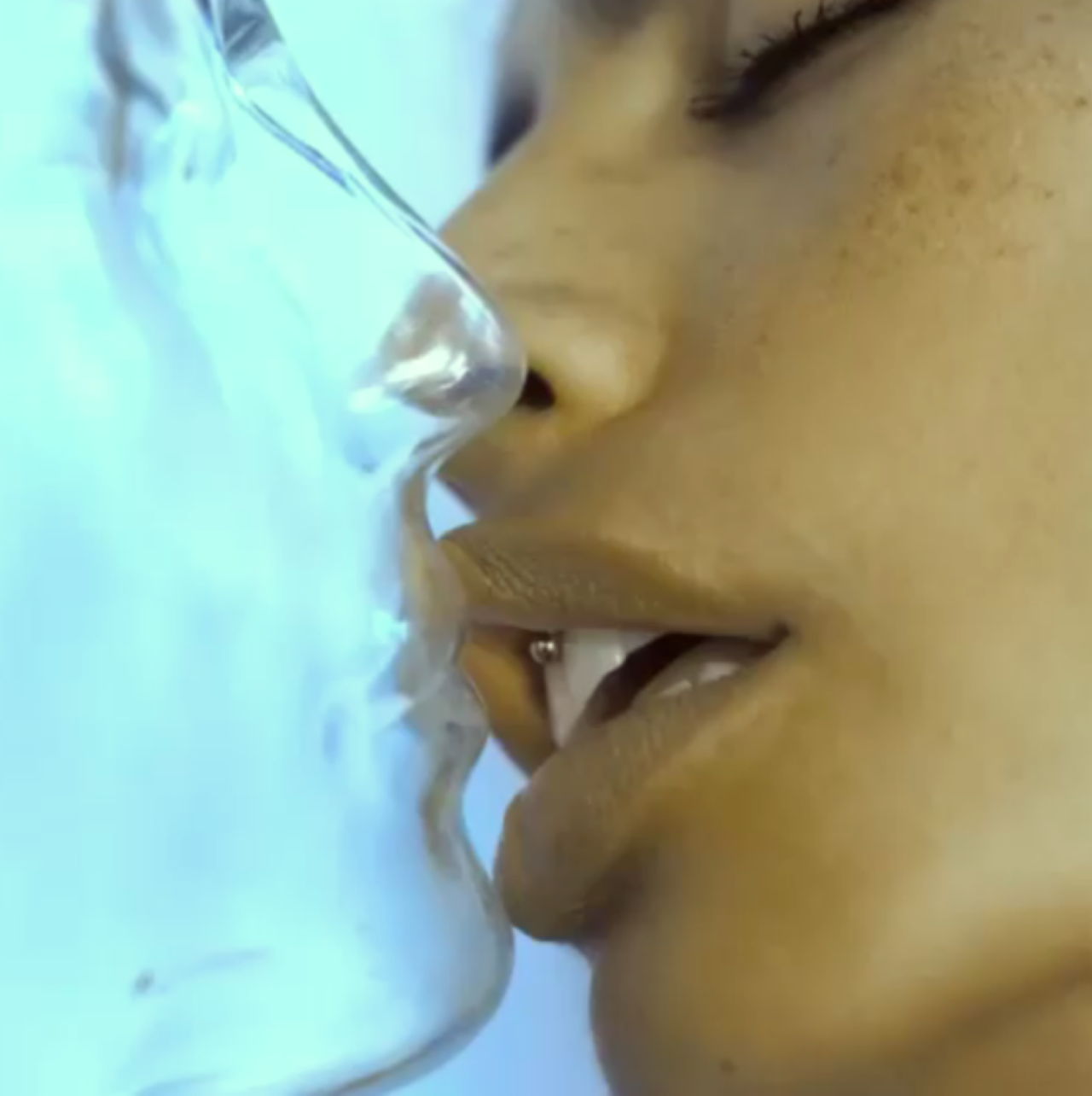 Archillect ID 388331