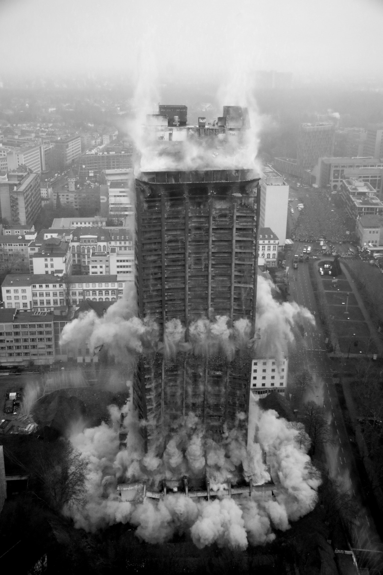 Archillect ID 388366