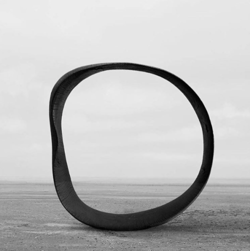 Archillect ID 388684