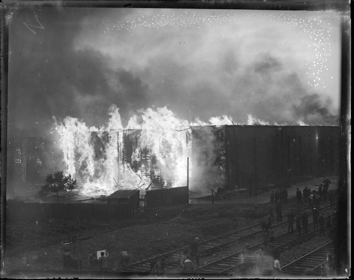 Archillect ID 388765