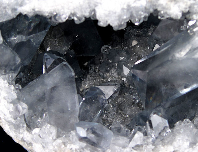 Archillect ID 388878