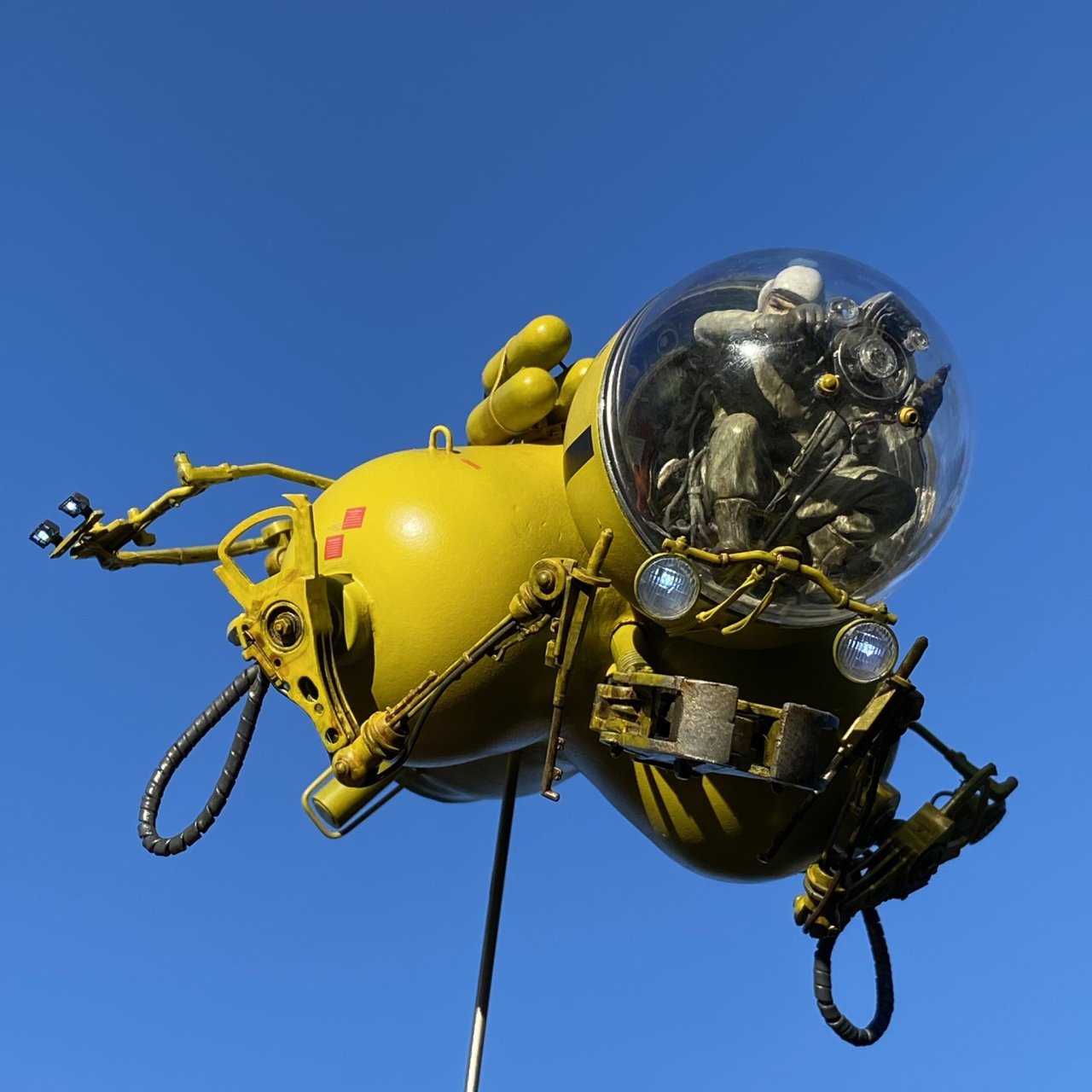 Archillect ID 389039