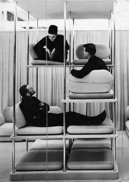 Archillect ID 389084