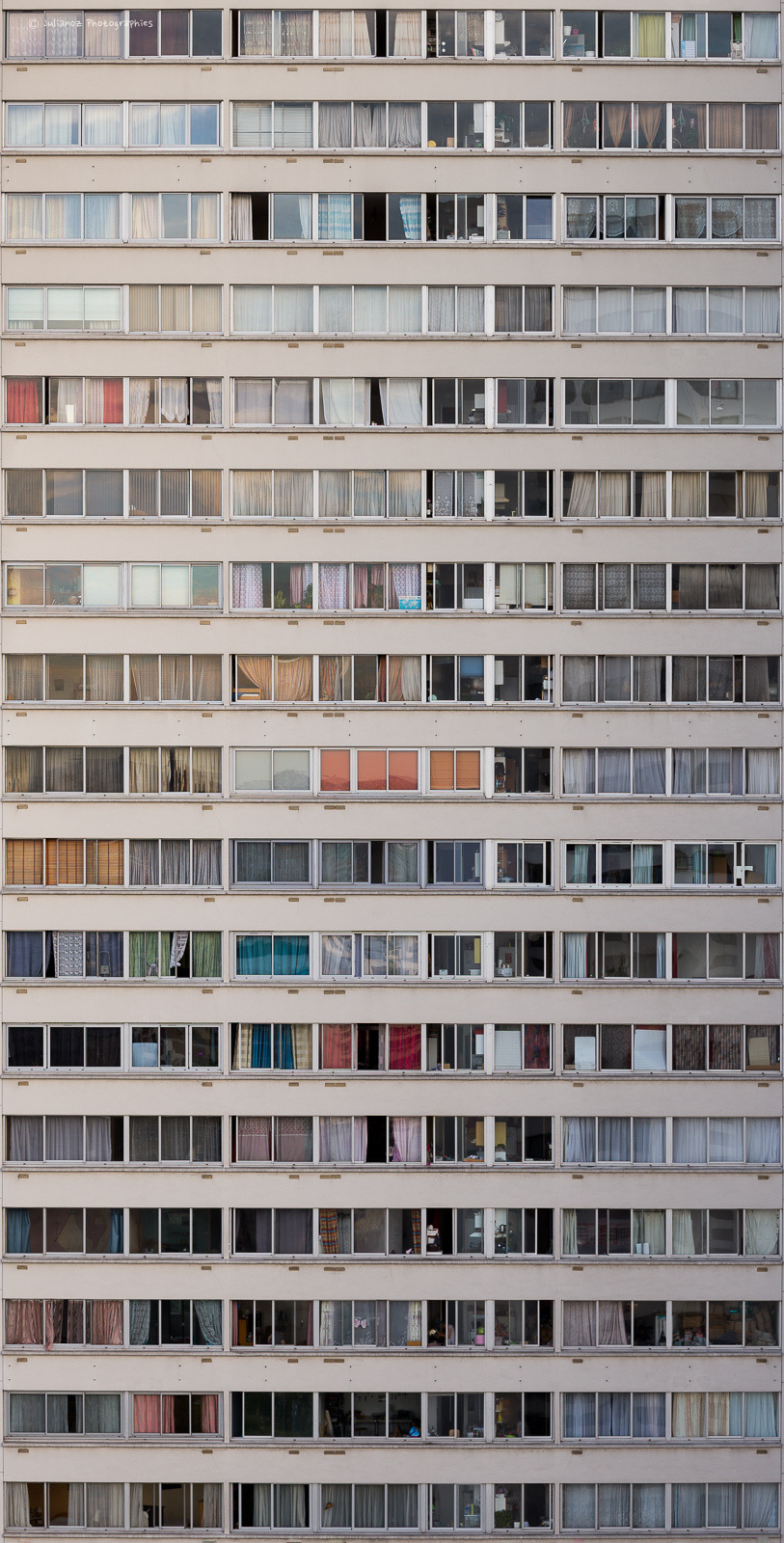 Archillect ID 389203