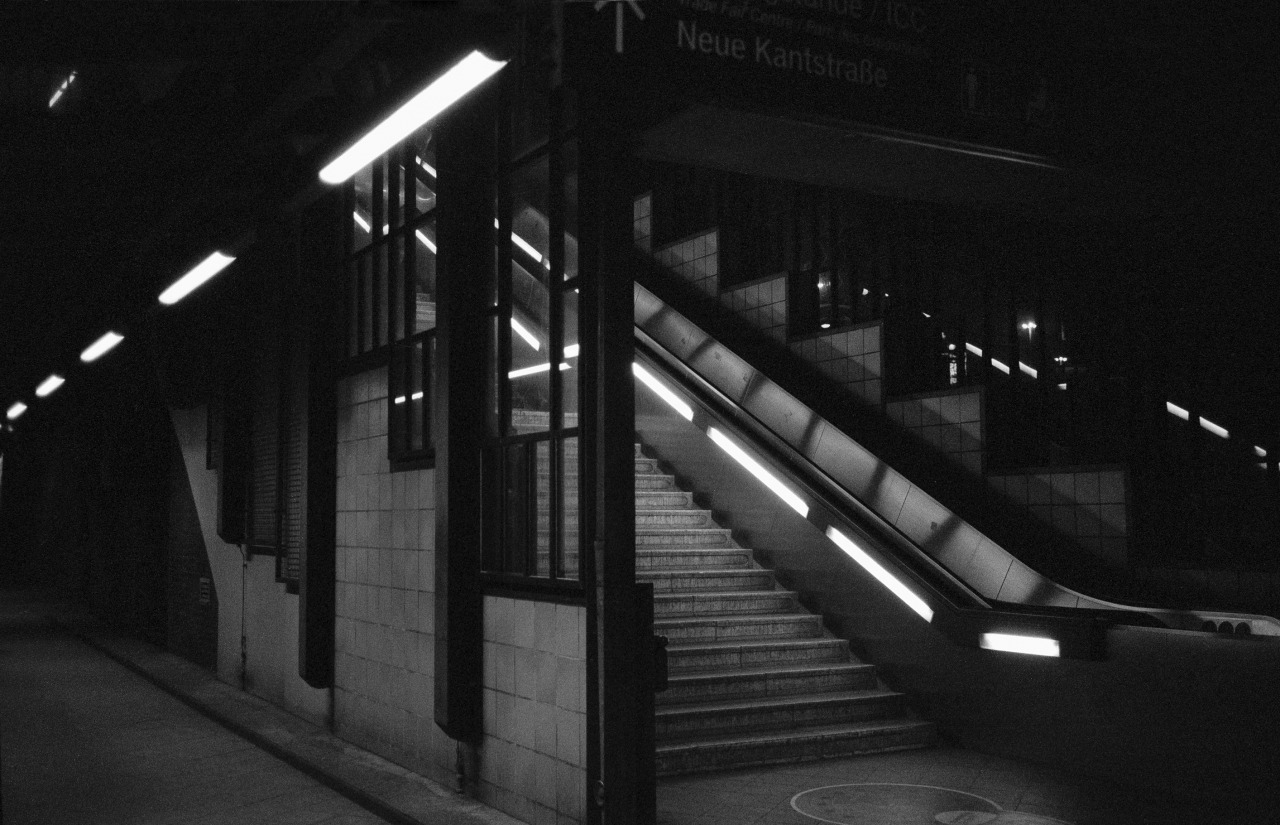 Archillect ID 389241