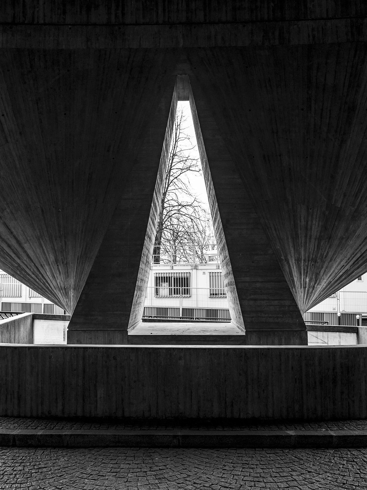 Archillect ID 389298