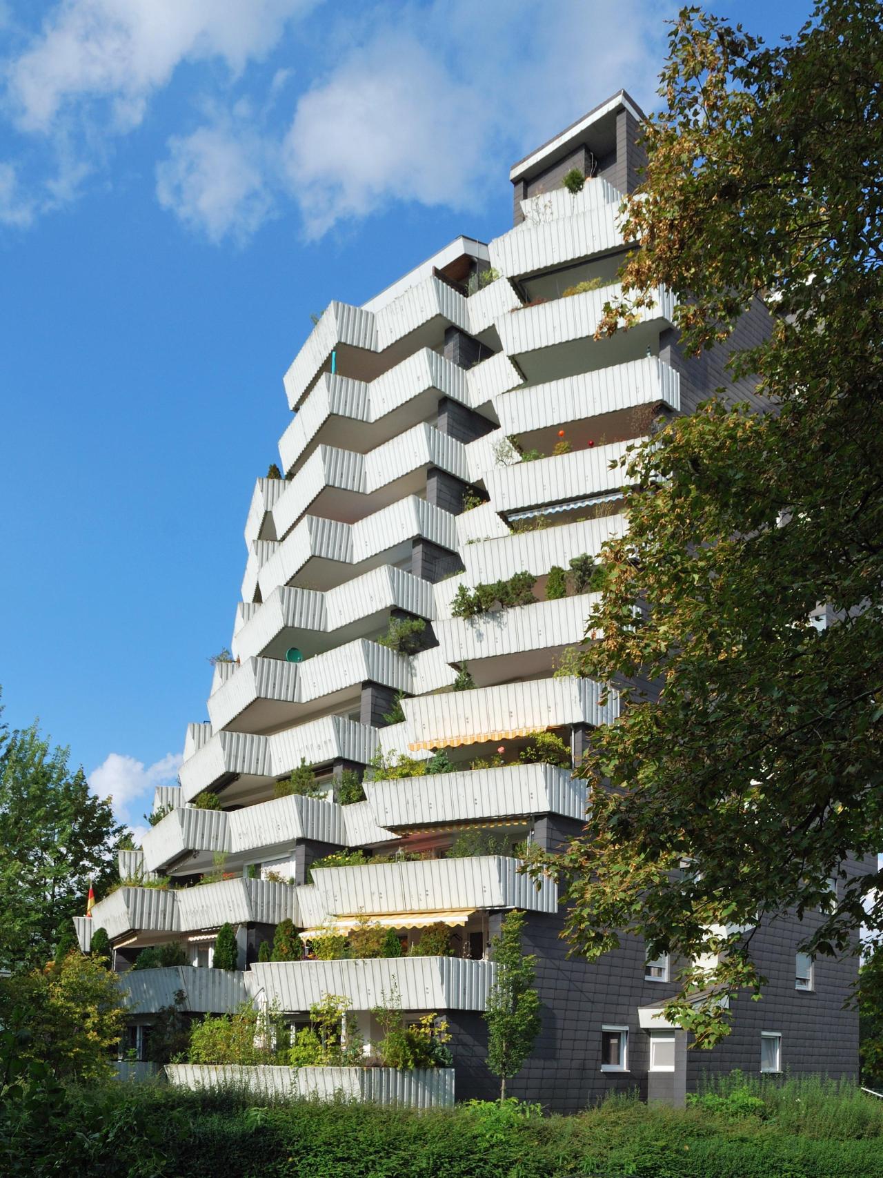 Archillect ID 389529