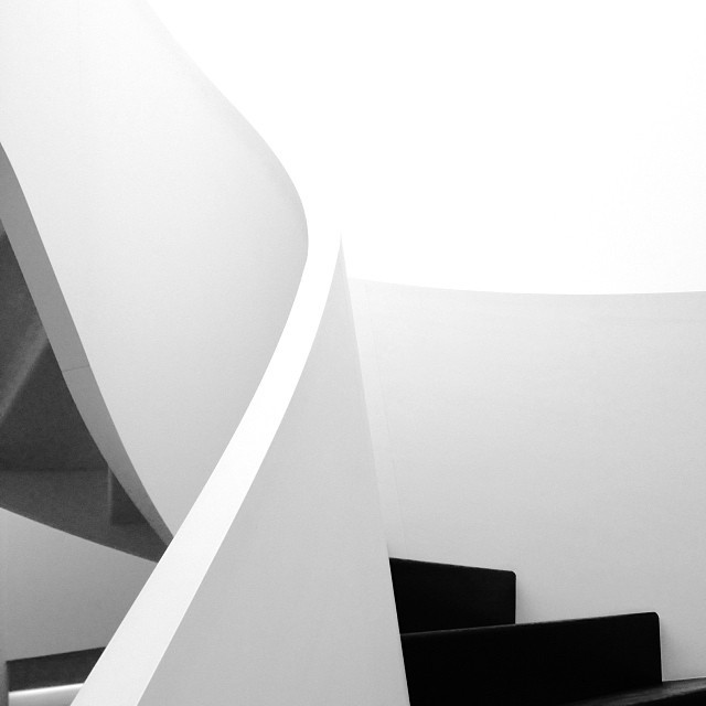 Archillect ID 389538