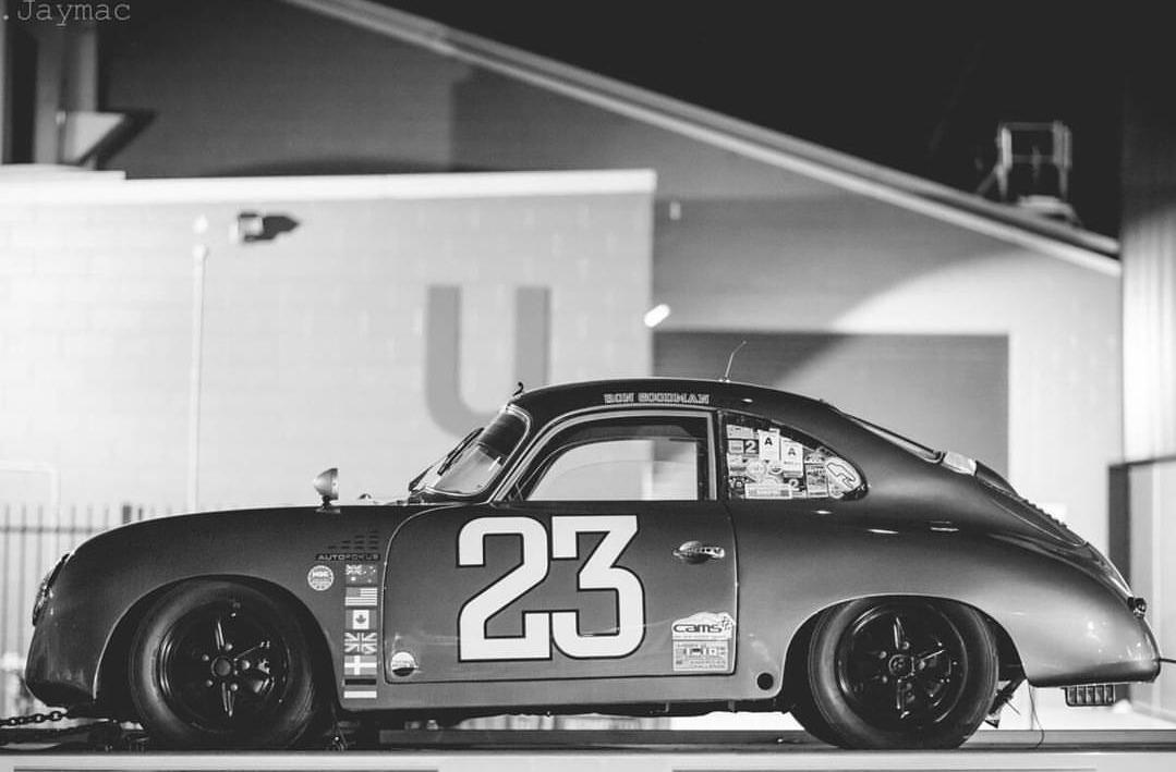 Archillect ID 389562