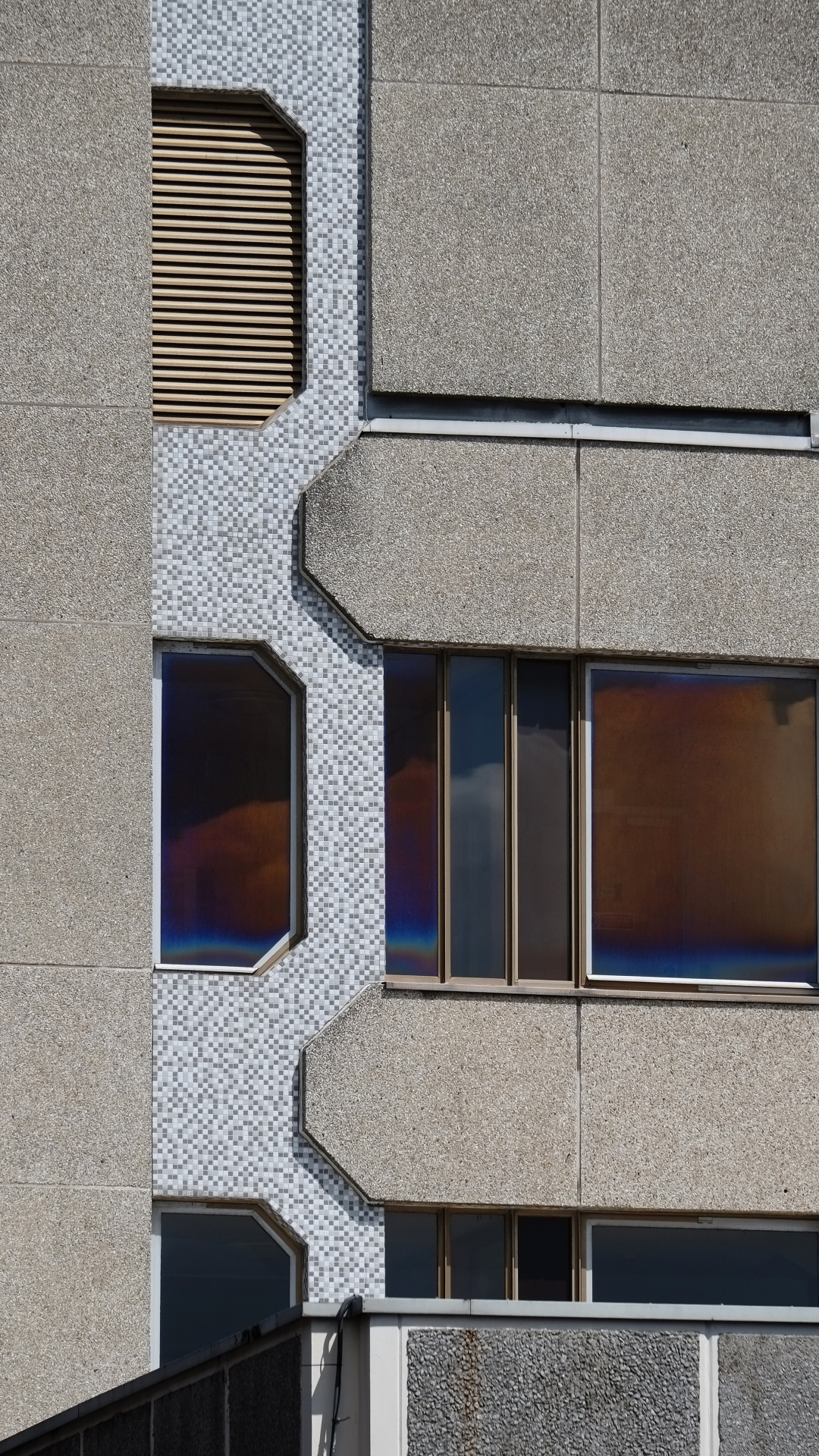 Archillect ID 389593