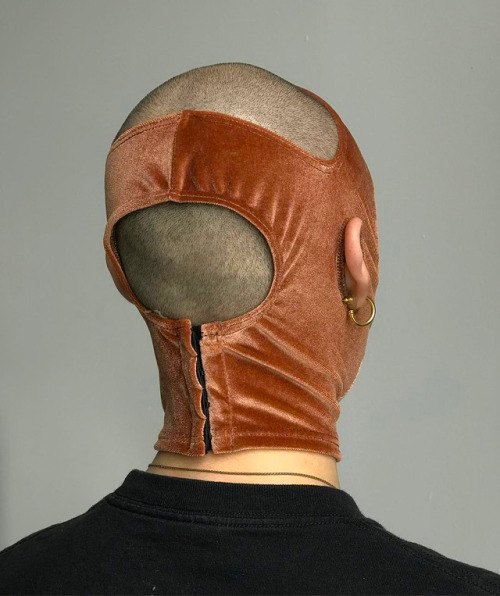 Archillect ID 389672