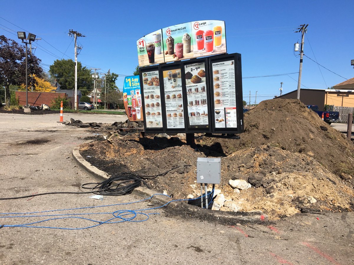 Archillect ID 389742