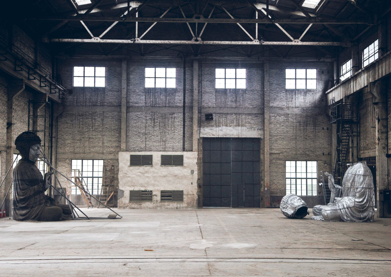 Archillect ID 389770