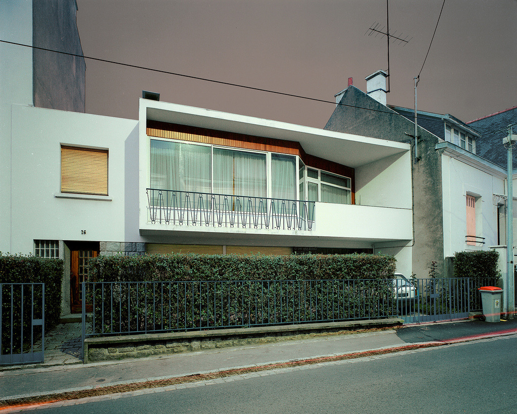 Archillect ID 390014