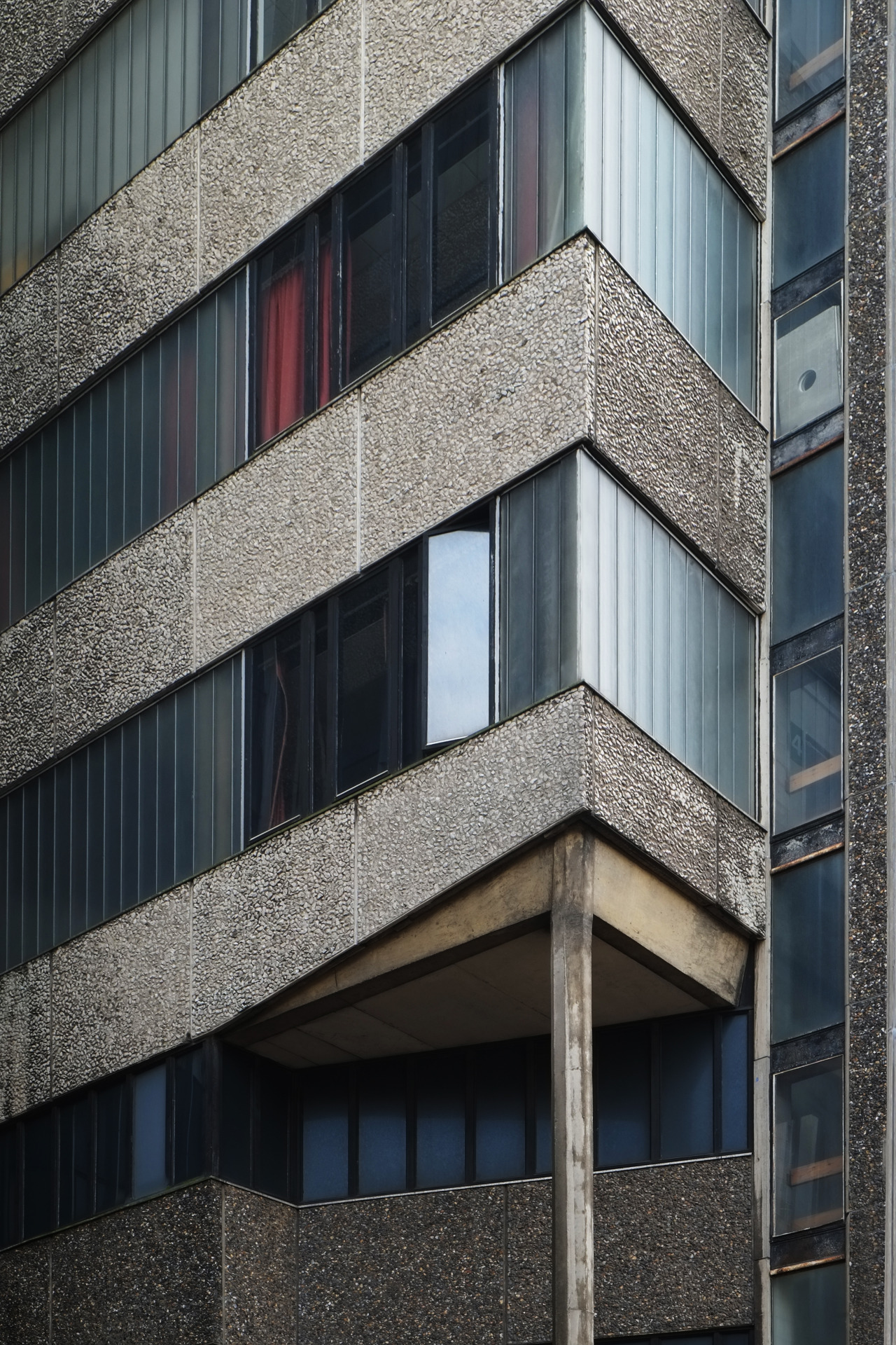 Archillect ID 390048