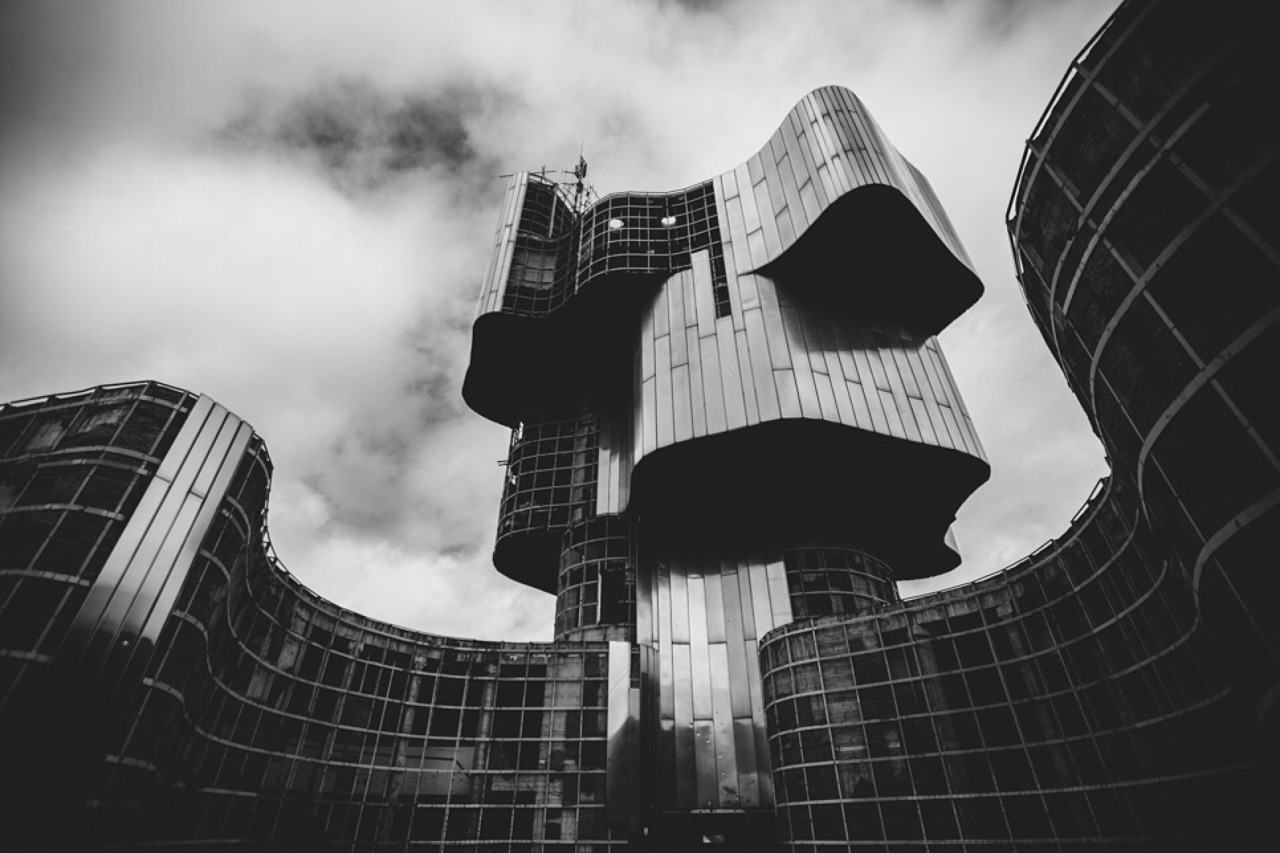 Archillect ID 390116