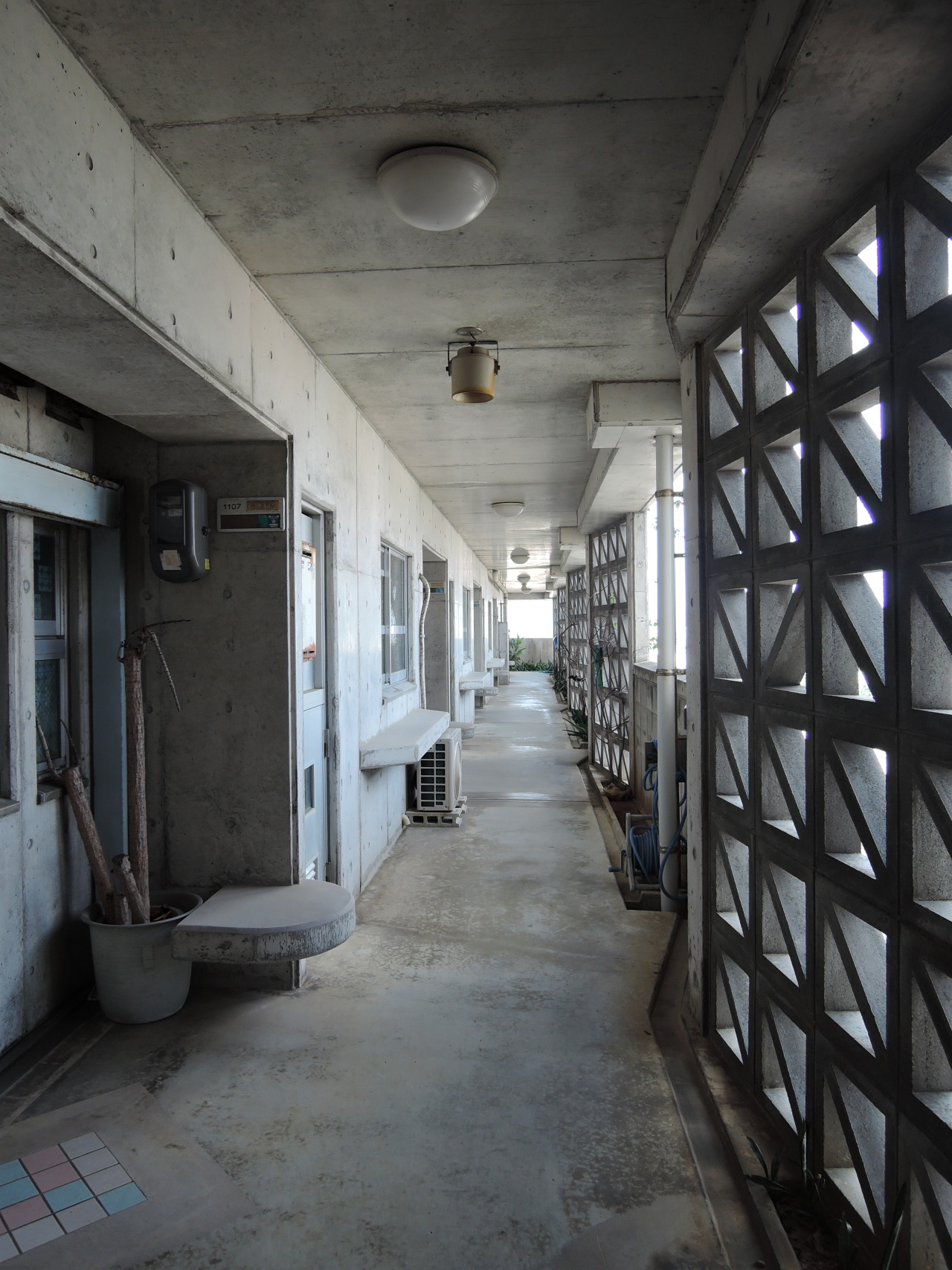 Archillect ID 390184