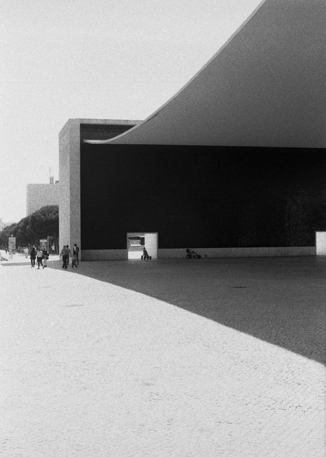 Archillect ID 390255