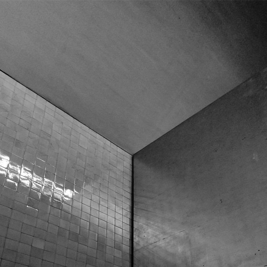 Archillect ID 390307