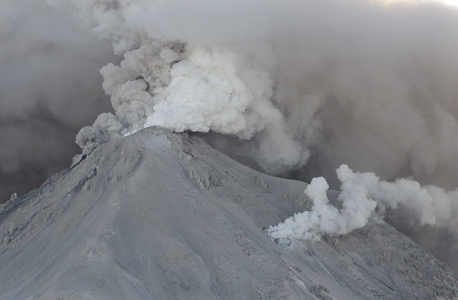 Archillect ID 390344