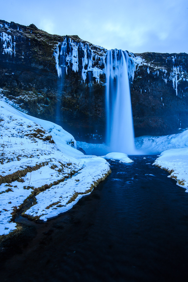 Archillect ID 390349