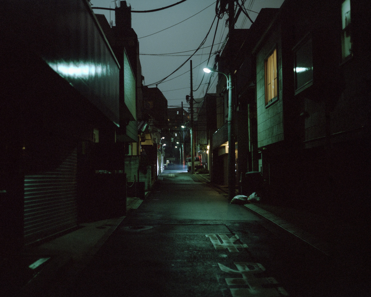 Archillect ID 390370