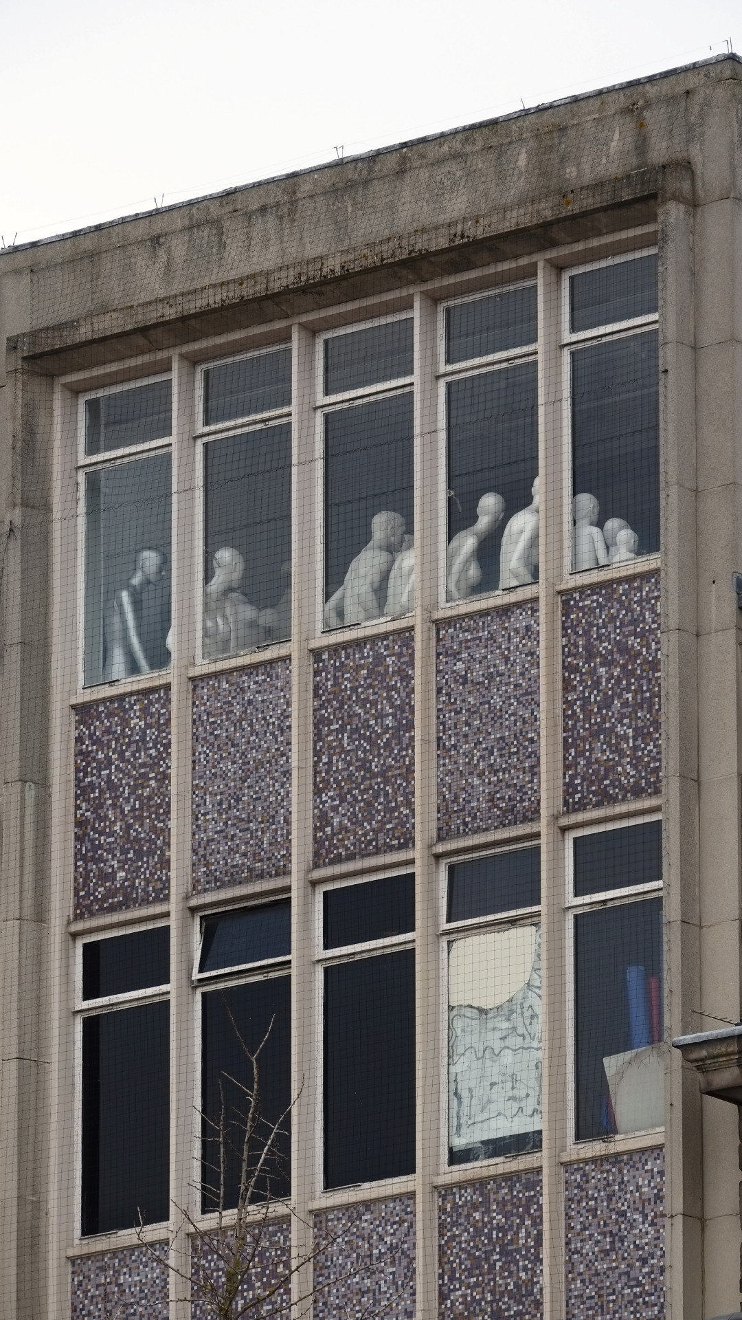 Archillect ID 390385