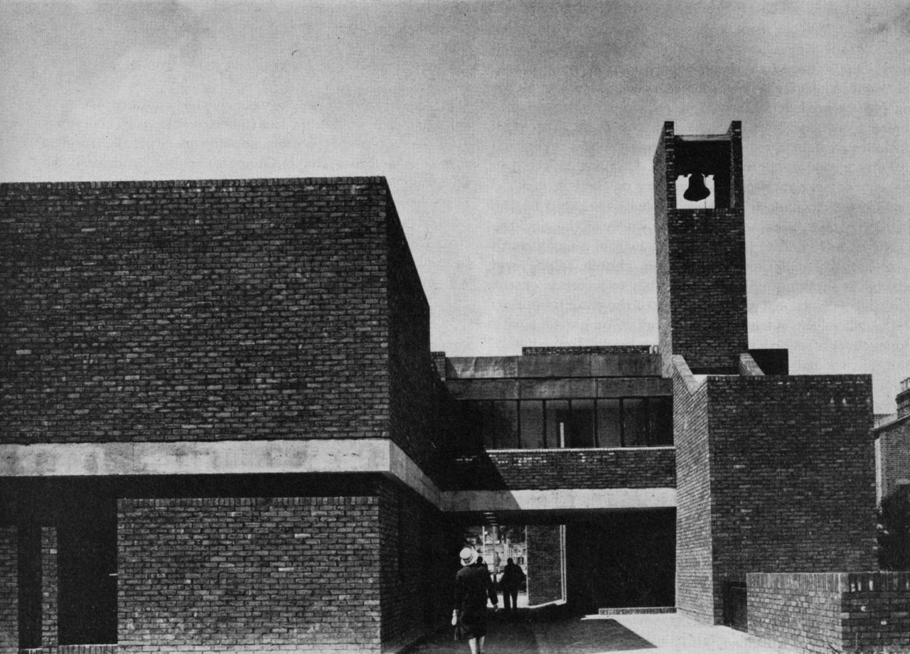 Archillect ID 390405