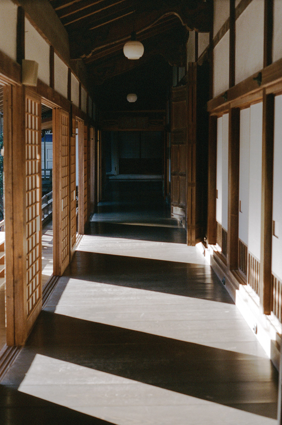 Archillect ID 390421