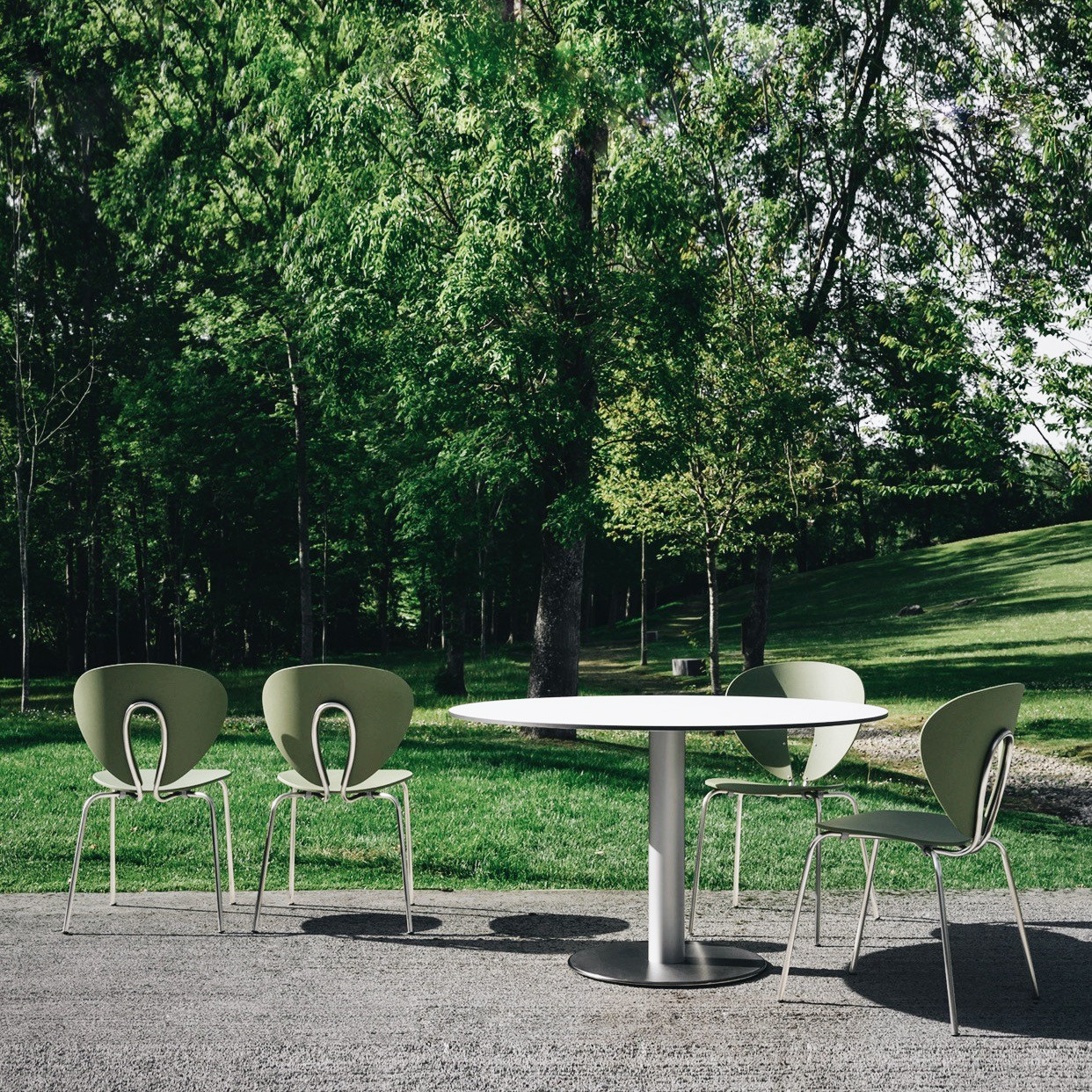 Archillect ID 390459