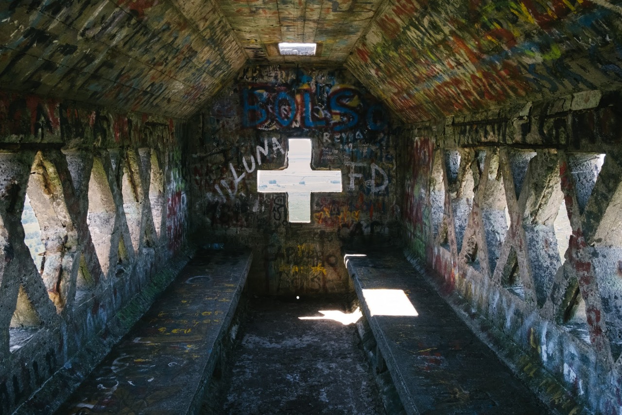 Archillect ID 390462