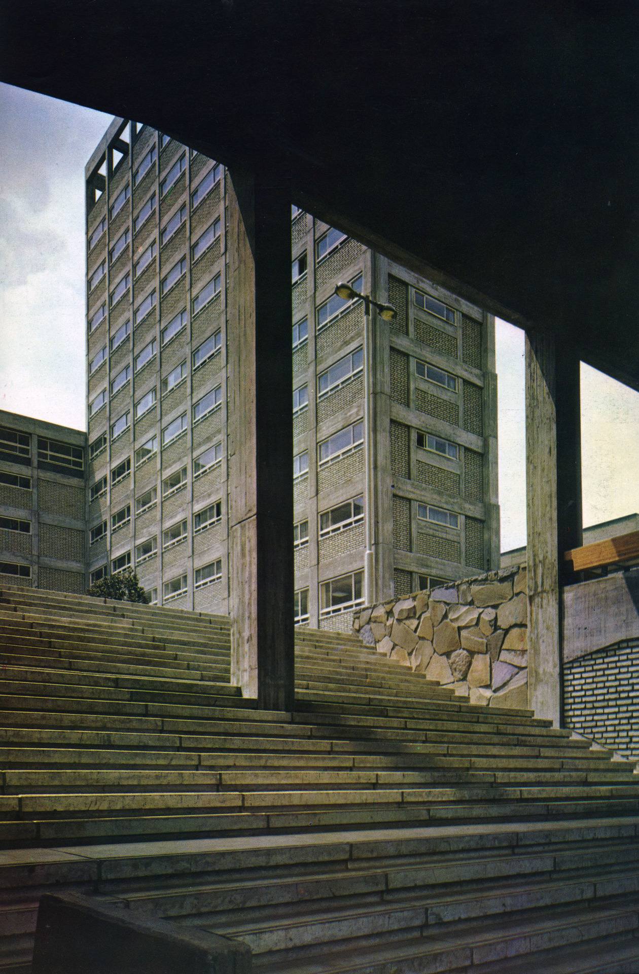 Archillect ID 390551