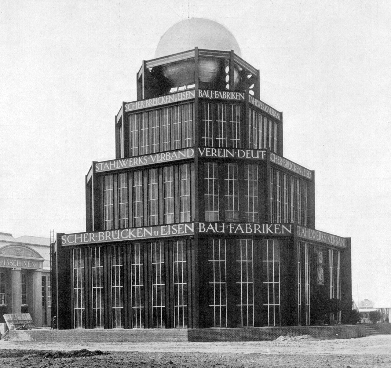 Archillect ID 390581