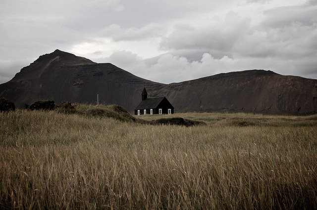 Archillect ID 390653