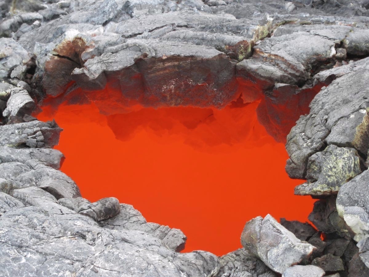 Archillect ID 390678