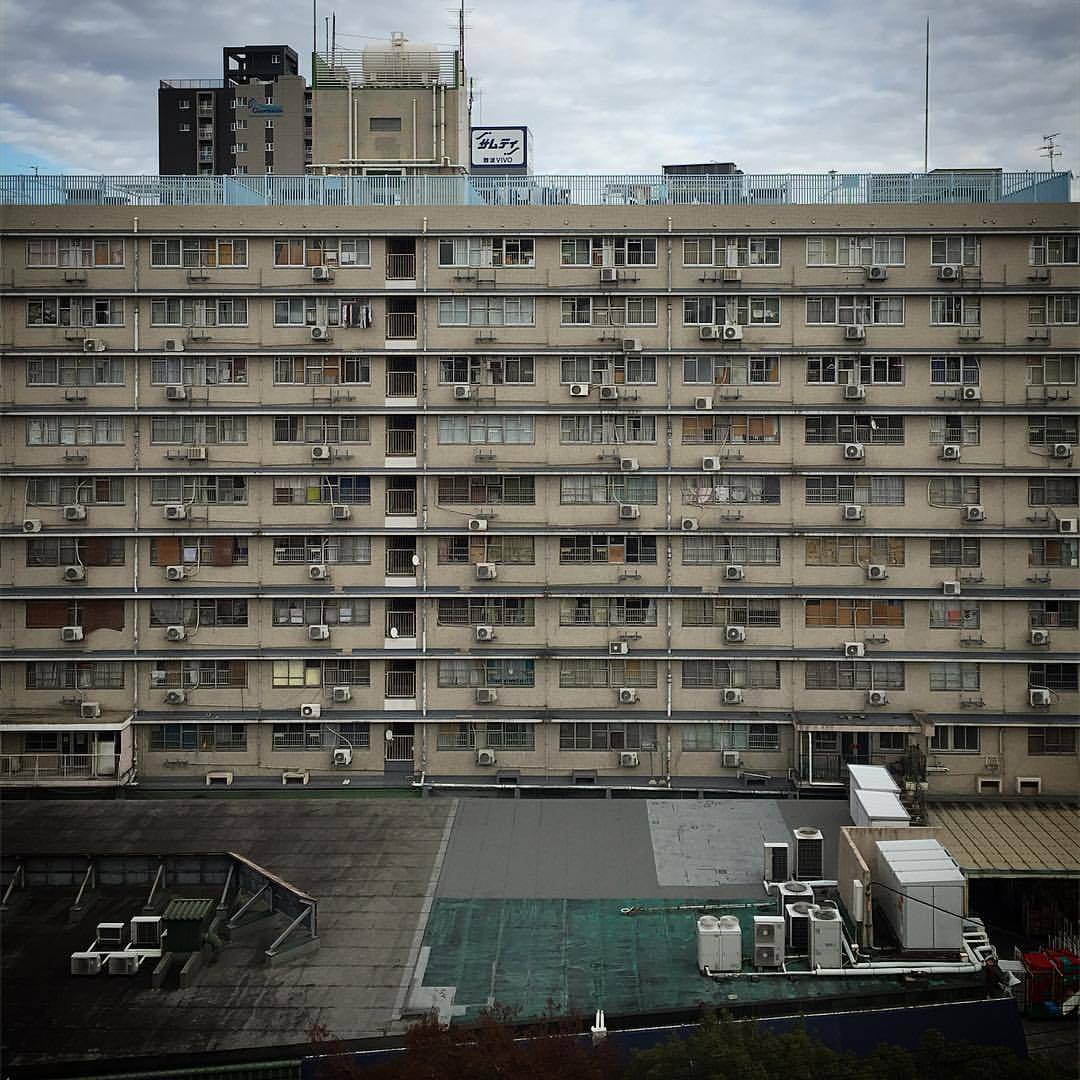 Archillect ID 390829