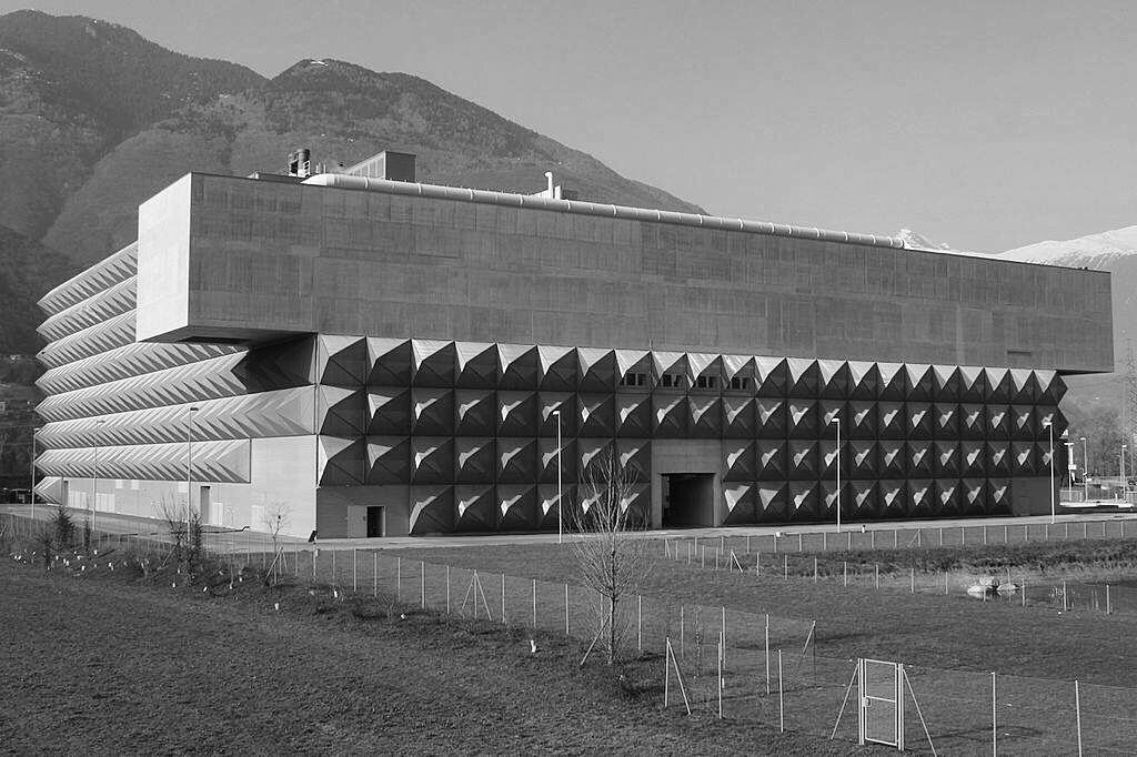 Archillect ID 390848