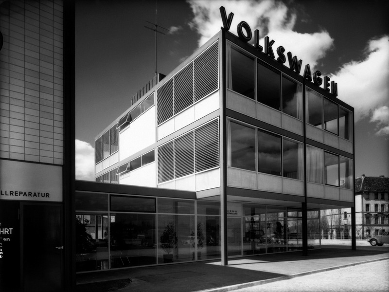 Archillect ID 390853