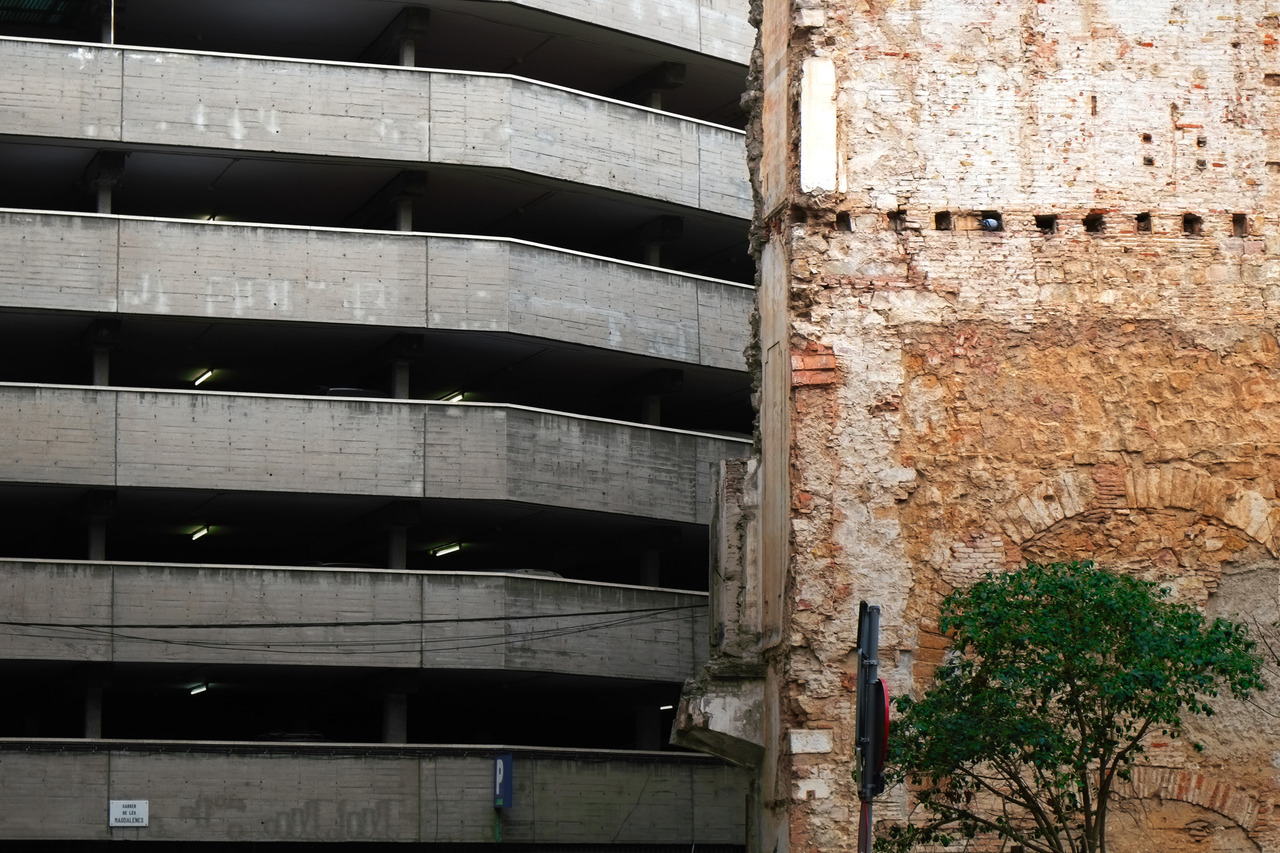 Archillect ID 390953