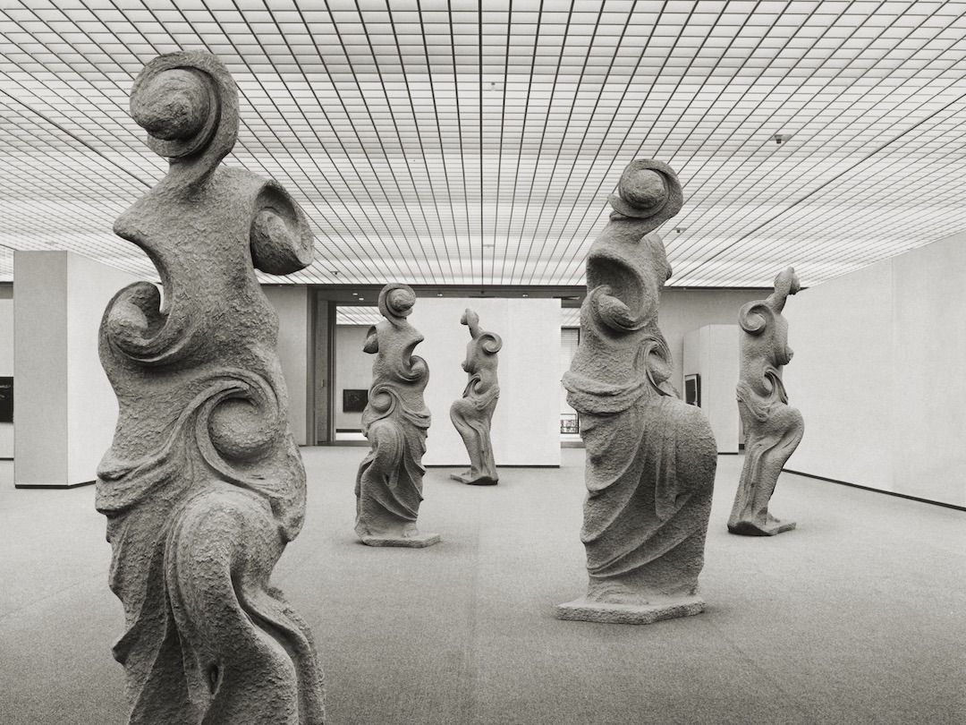 Archillect ID 390959