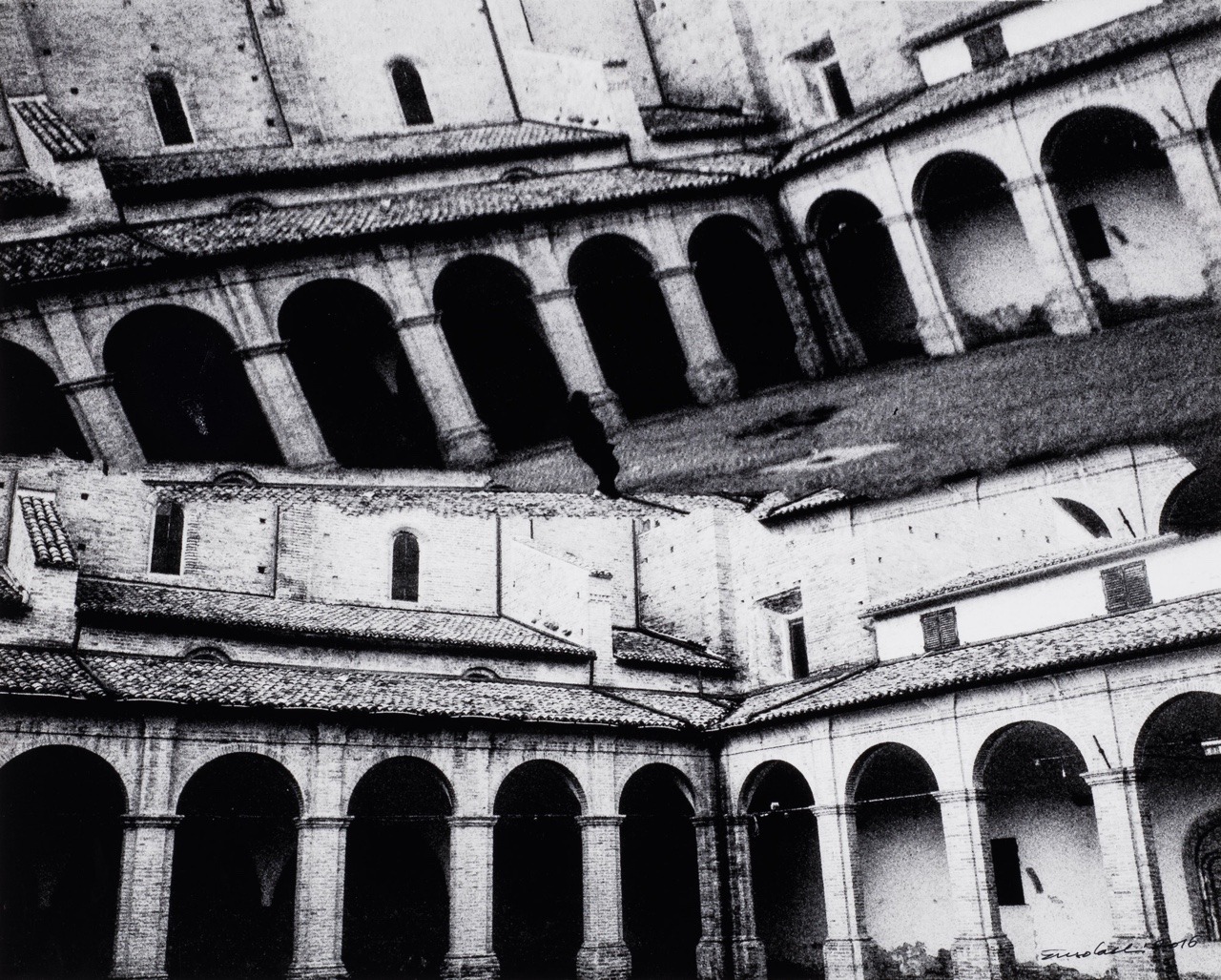 Archillect ID 390984