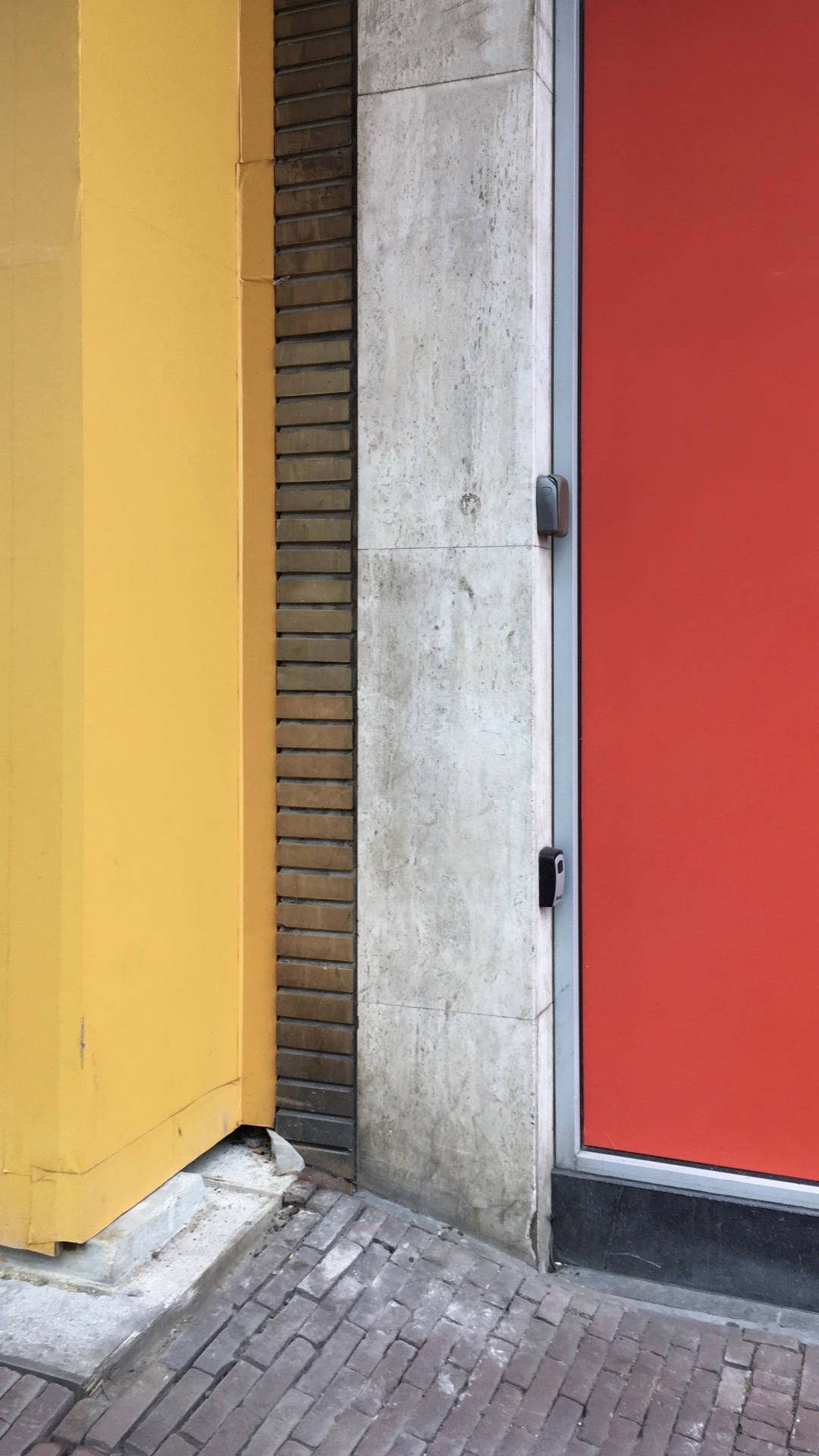 Archillect ID 391044