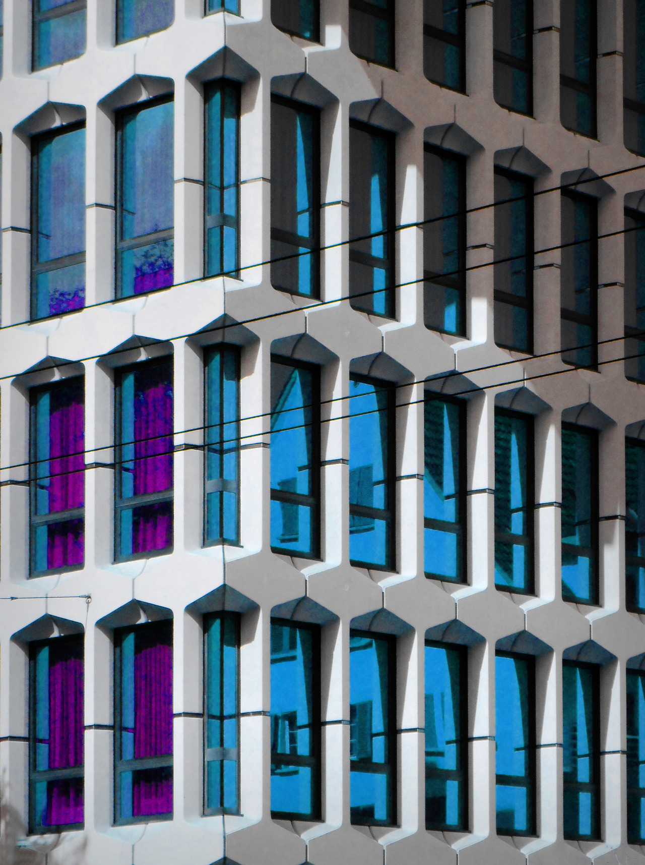 Archillect ID 391156