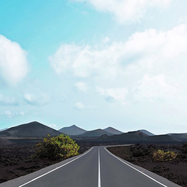 Archillect ID 391318