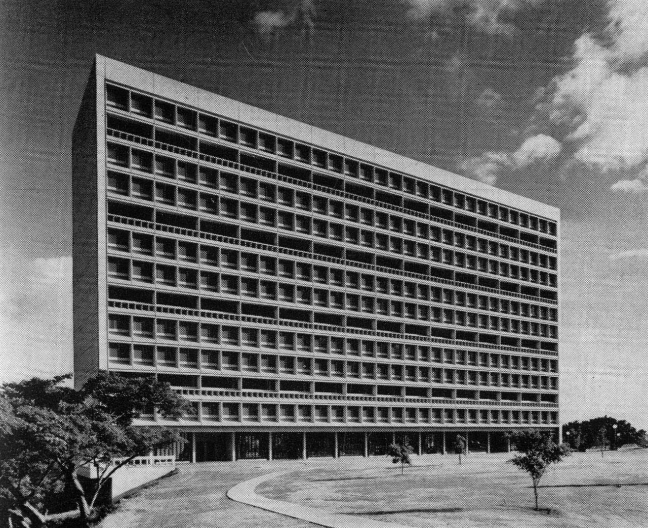 Archillect ID 391480