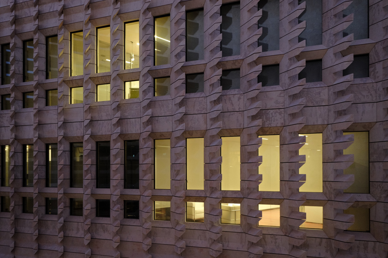 Archillect ID 391631